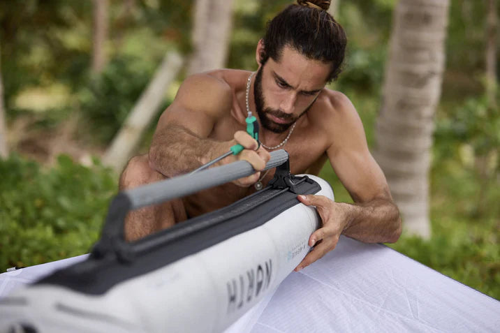 North Kiteboarding Shiftlock Handle Carbon